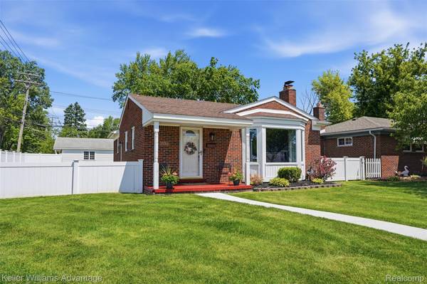 29764 Marquette ST, Garden City, MI 48135