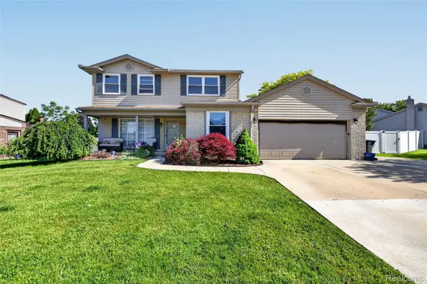15930 Cumberland ST, Riverview, MI 48193