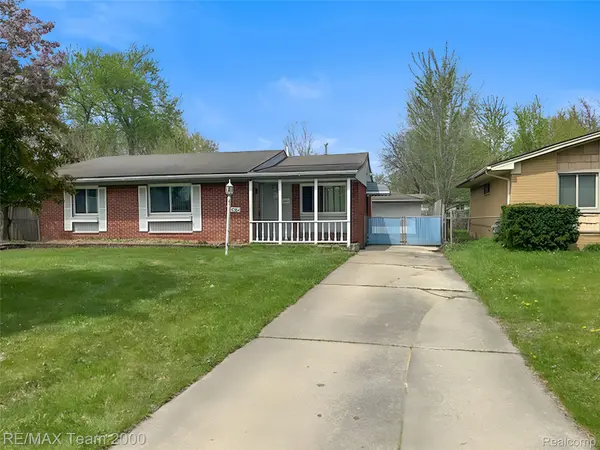 42054 Lincoln ST, Van Buren Charter Township, MI 48111