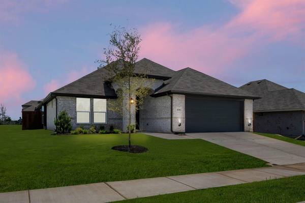 10301 Tapioca Street, Fort Worth, TX 76036