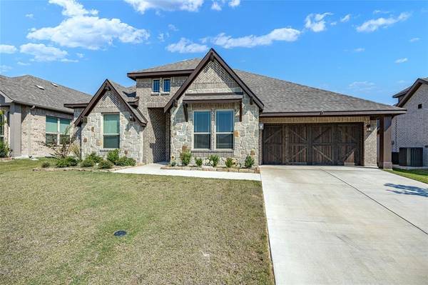 293 Resting Place Road, Waxahachie, TX 75165