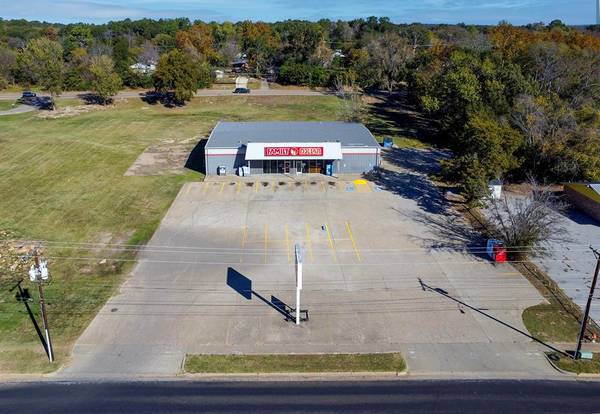 522 W Corsicana Street, Athens, TX 75751