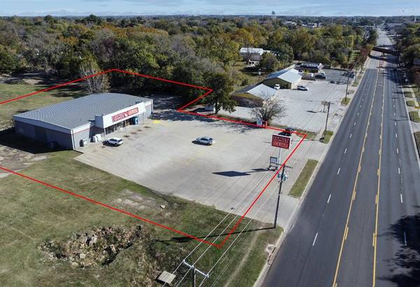 522 W Corsicana Street, Athens, TX 75751