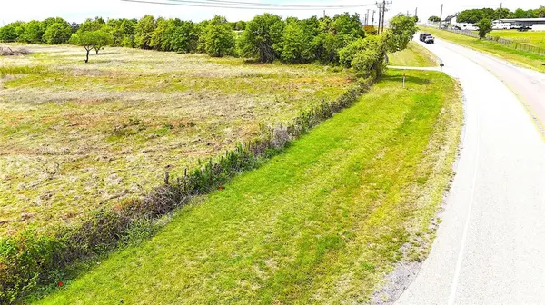 17101 Fm-920, Poolville, TX 76487