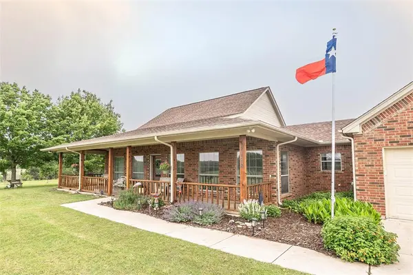 2168 Fruitland Road, Sunset, TX 76270