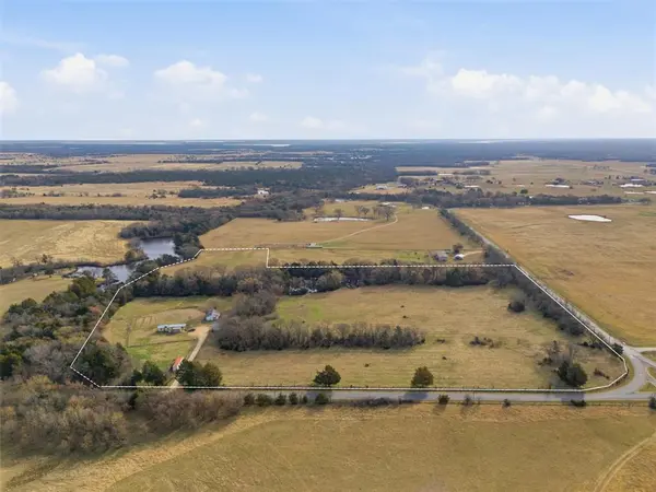 1036 Bewley Road, Whitesboro, TX 76273