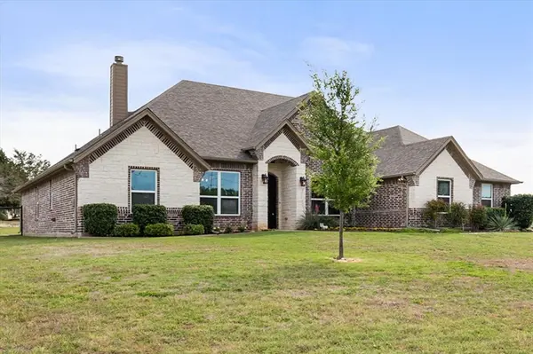 3705 Lonesome Creek Road, Granbury, TX 76049