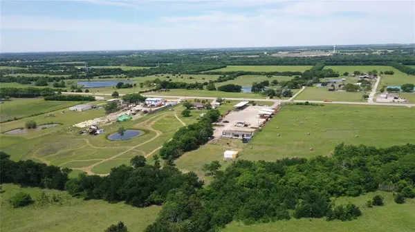 8340 State Highway 78 N, Blue Ridge, TX 75424