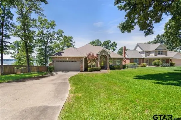 3522 S Island Drive, Chandler, TX 75758