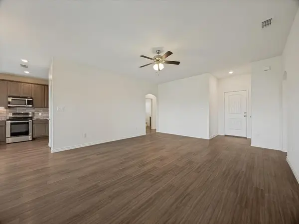 3310 Sweetwater Way, Sherman, TX 75090