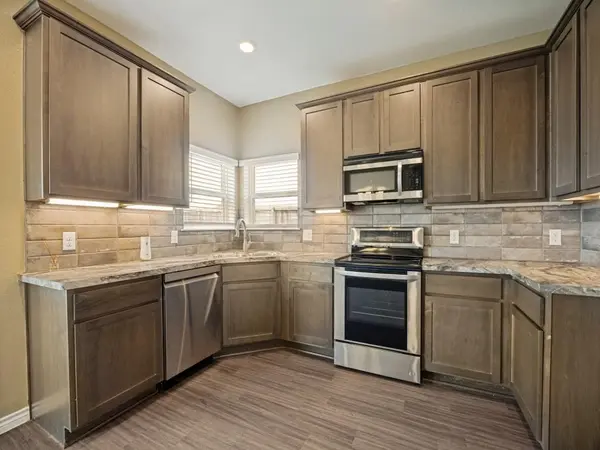 3310 Sweetwater Way, Sherman, TX 75090