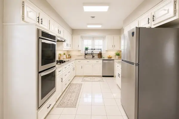 1912 Kentwood Lane, Carrollton, TX 75007