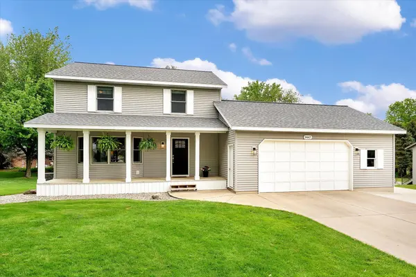 9447 Prairie Ridge CT, Blendon Twp, MI 49464