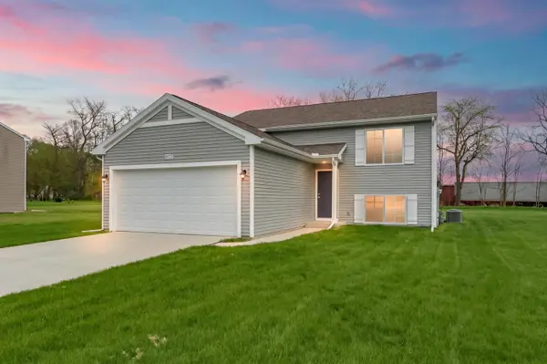 58727 Pond View LN, Lockport Twp, MI 49093