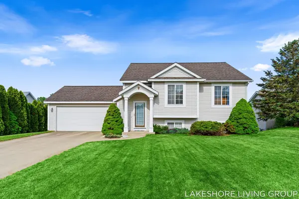 3769 Pine Meadow DR, Holland Twp, MI 49424