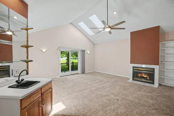 9980 Sunset DR, Morton Twp, MI 49346