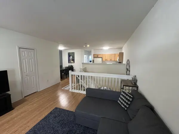 1021 Maiden LN, Ann Arbor, MI 48105