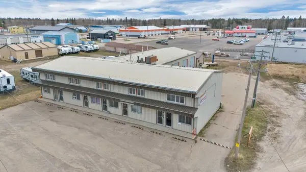 4407 45A AVE, Rocky Mountain House, AB T4T 1B2