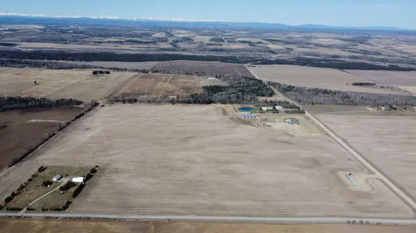 5035 Township Road 334, Rural Mountain View County, AB T0M 1X0