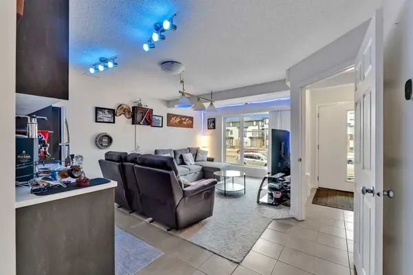569 savanna BLVD NE, Calgary, AB T3J0X3