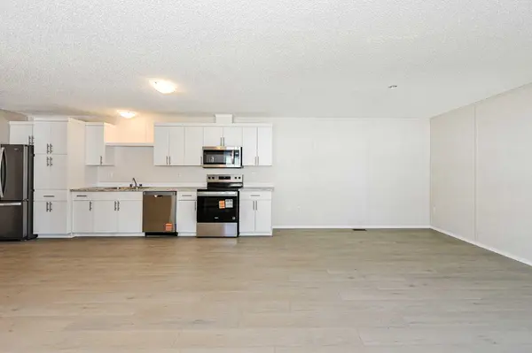 4802 54 AVE ##77, Camrose, AB T4V 3A5
