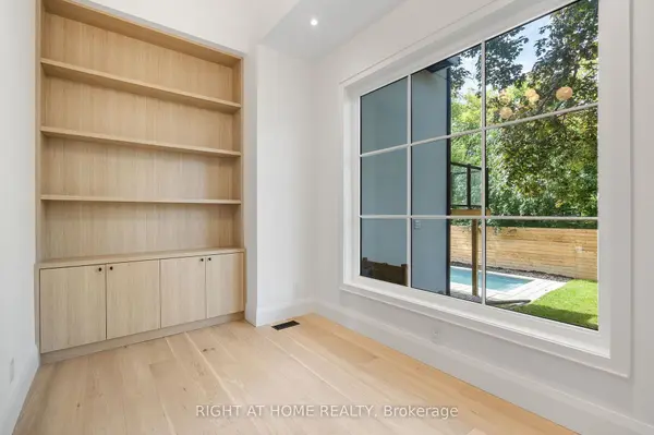 120 Hammell ST, Toronto C06, ON M3H 2P5