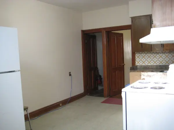 759 Gerrard ST E #Main Fl, Toronto E01, ON M4M 1Y5