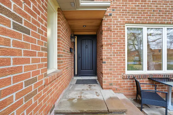 32 Sonny ST, Vaughan, ON L6A 1B7