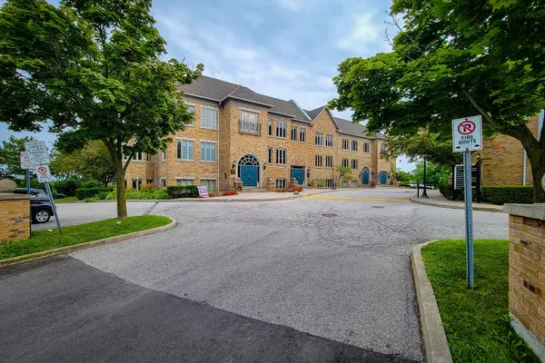 416 North Service RD E #300, Oakville, ON L6H 5R2