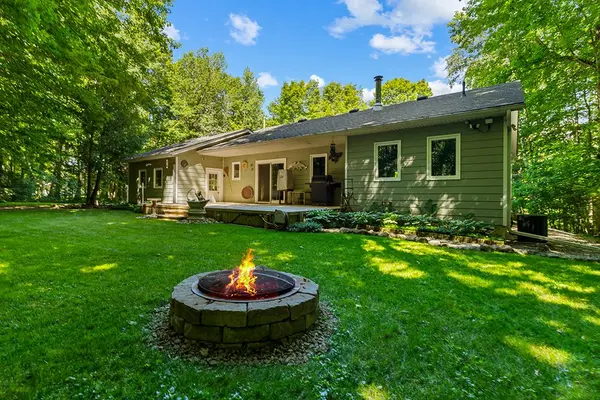 24 Shore DR, South Bruce Peninsula, ON N0H 1A0