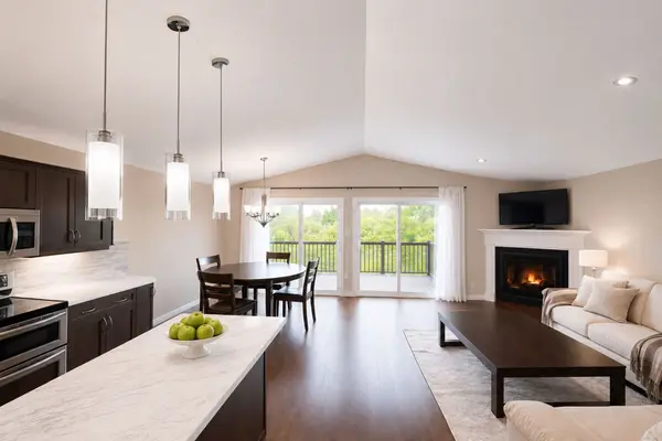 1453 Ireland DR, Peterborough, ON K9K 0A4