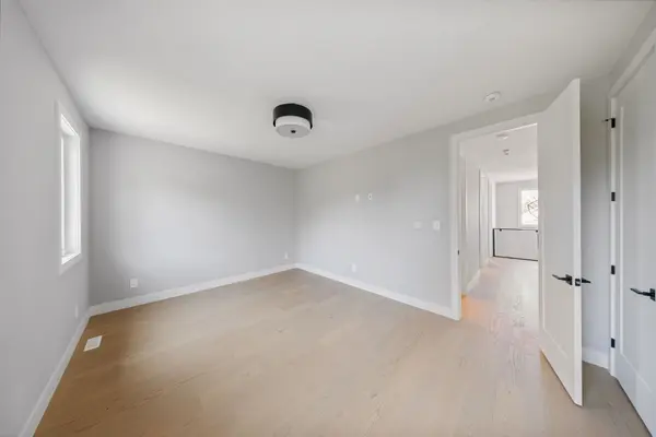 204 Merritt CT, North Middlesex, ON N0M 2K0