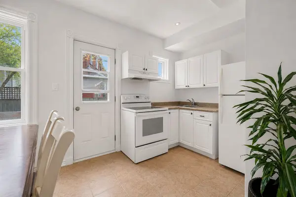1308 Shillington AVE, Carlington - Central Park, ON K1Z 8A5