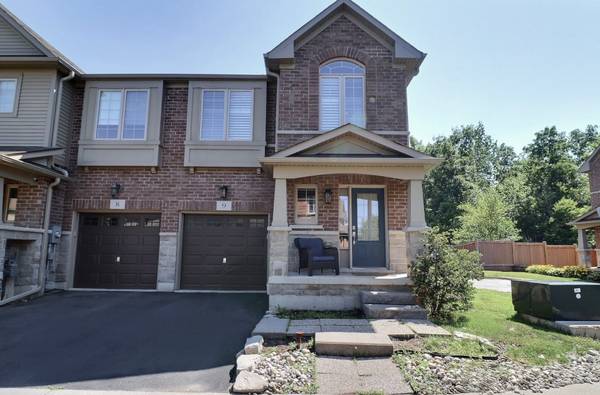 45 Royal Winter DR #9, Hamilton, ON L0R 1C0