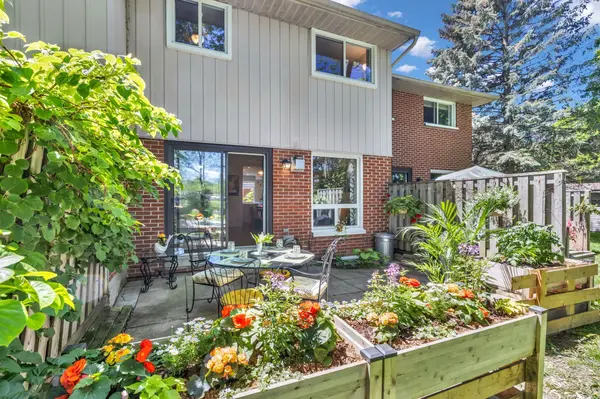 49 Rhonda RD #70, Guelph, ON N1H 7A4