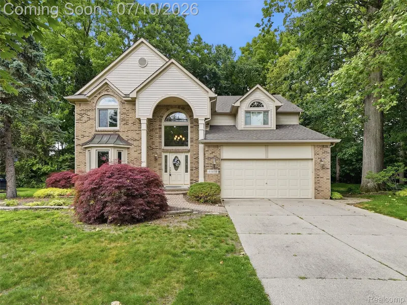 45698 Primrose CT, Plymouth Charter Township, MI 48170