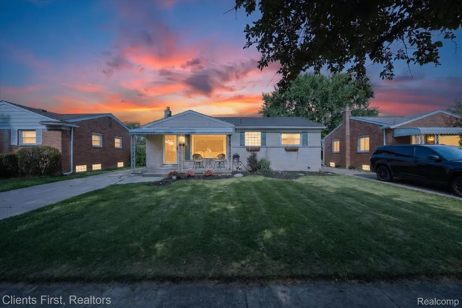 7520 Sloan ST, Taylor, MI 48180