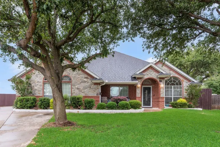 7057 Ridge Crest Drive, North Richland Hills, TX 76182