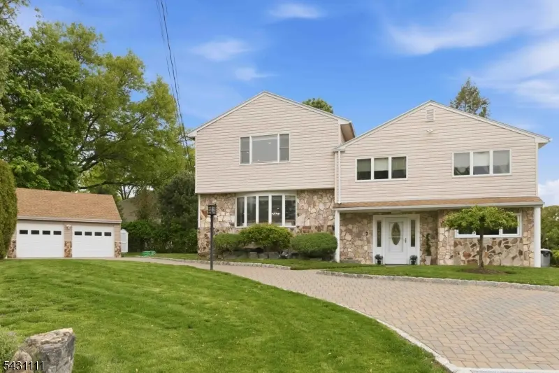 7 Keith Pl, Glen Rock Boro, NJ 07452
