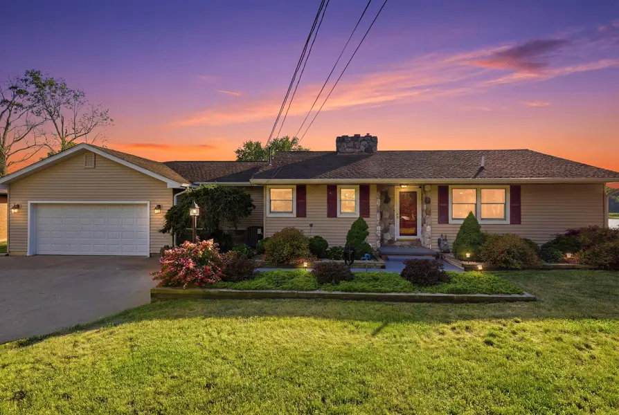409 Grandview AVE, Homer Vllg, MI 49245