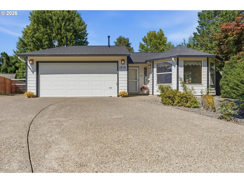 1715 SW SONGBIRD ST, Mc Minnville, OR 97128