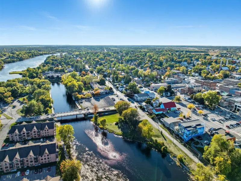 59 Centre ST N, Greater Napanee, ON K7R 1M8