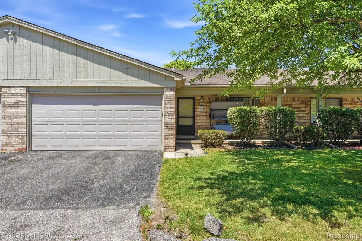 5549 Mansfield AVE, Sterling Heights, MI 48310