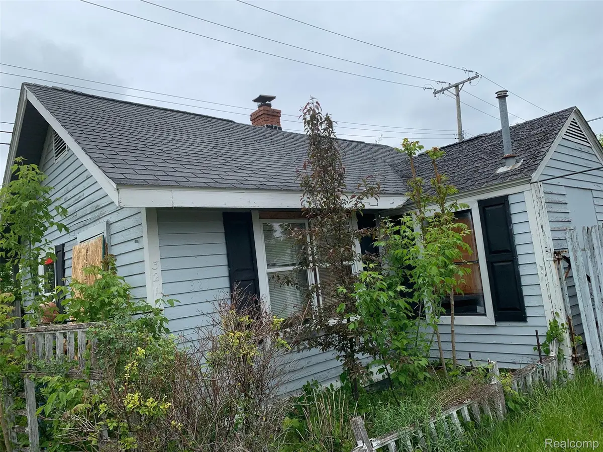 321 17th ST, Port Huron, MI 48060
