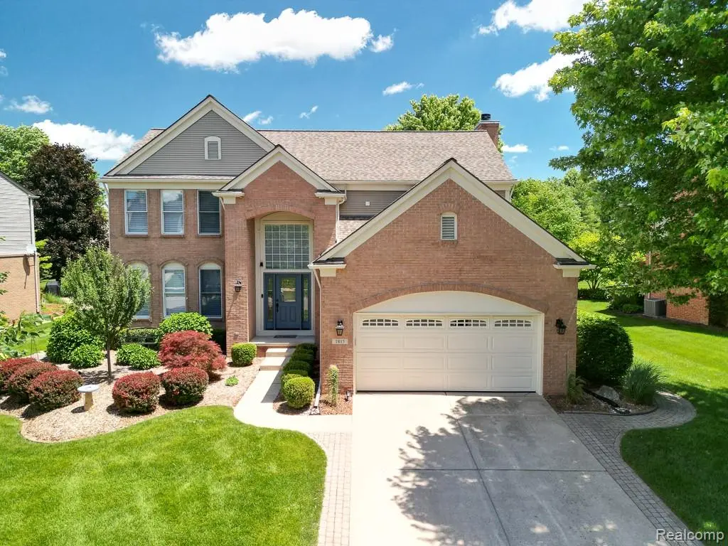 1815 Ring Neck DR, Rochester, MI 48307