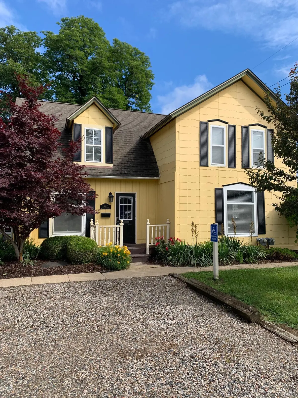 8042 Grand River RD, Brighton Township, MI 48114