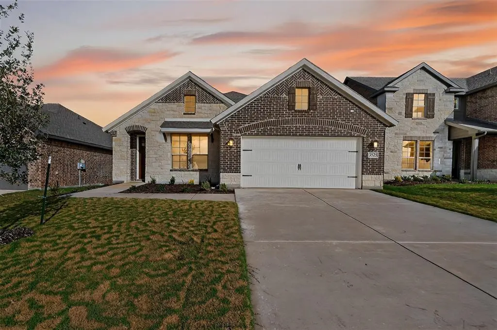 3525 Helena Street, Gainesville, TX 76240
