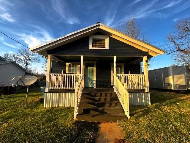 406 E Main Street, Wortham, TX 76693