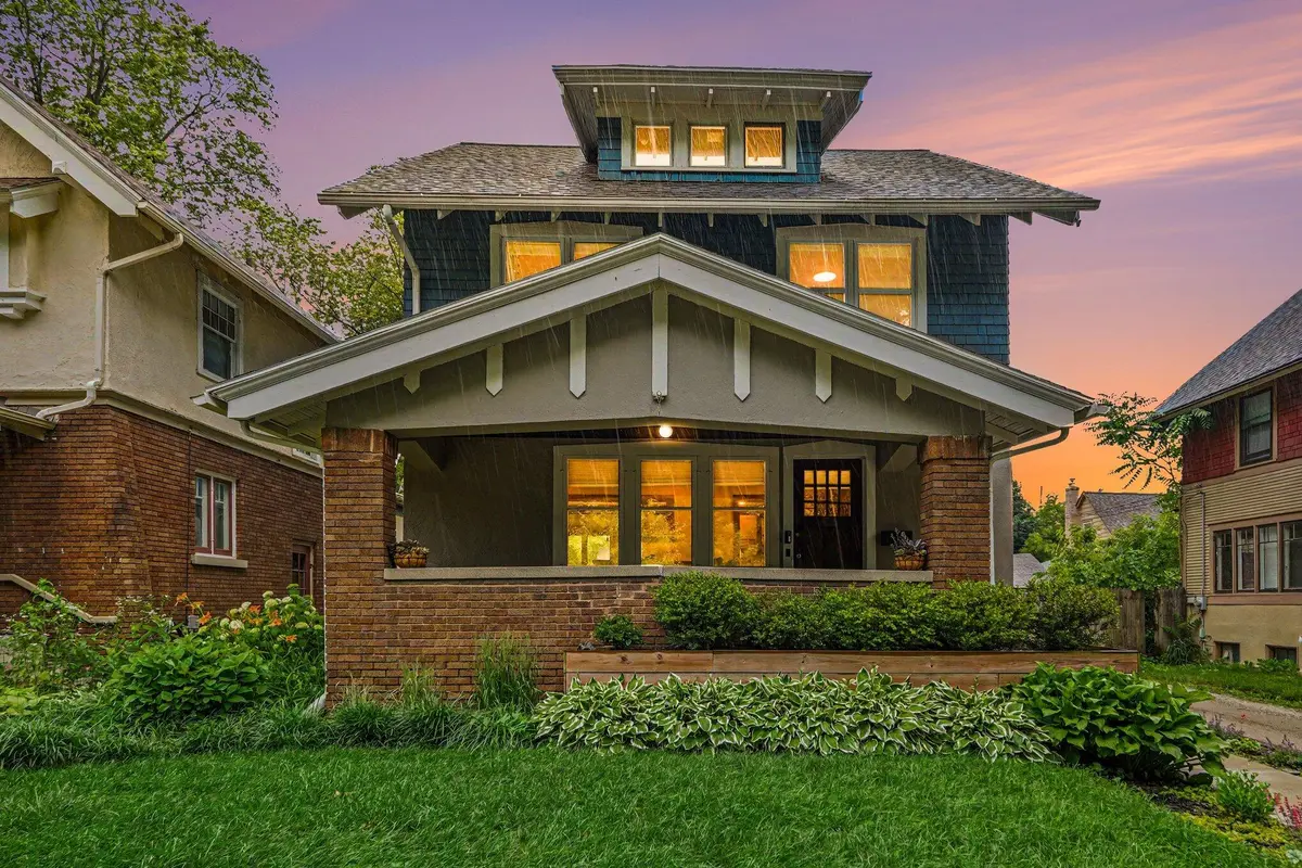 15 Auburn AVE SE, City Of Grand Rapids, MI 49506