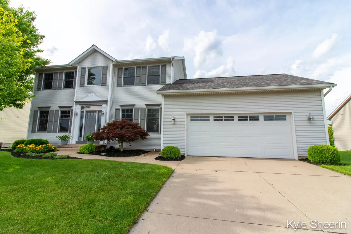 1759 Planters Row DR SW, Byron Twp, MI 49315